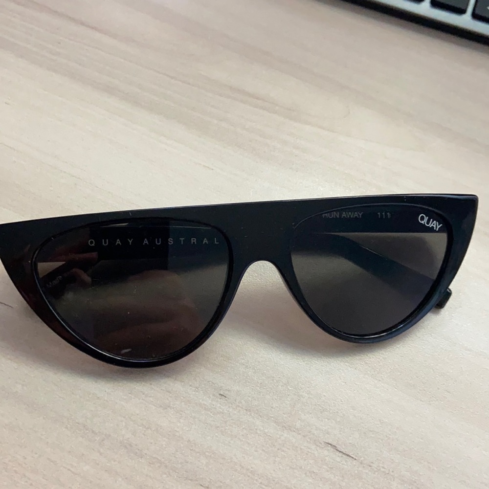 Quay Sunglasses black cat eye